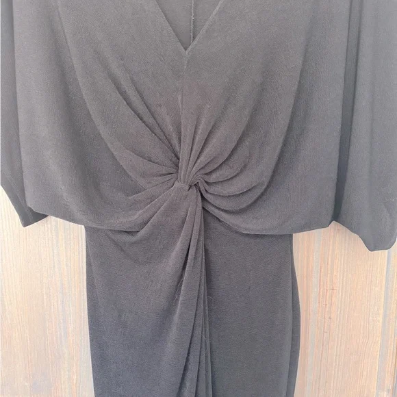 🖤 Lock & Key Midi Dress - Picture 3 of 6